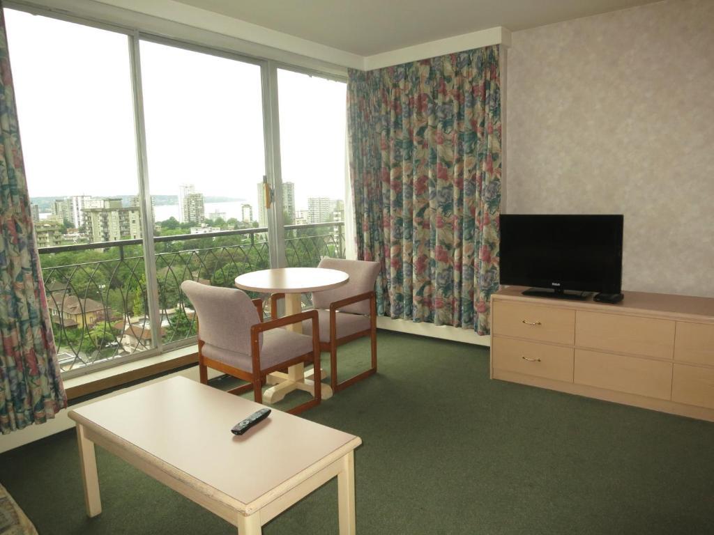 Tropicana Suite Hotel Vancouver Habitación foto
